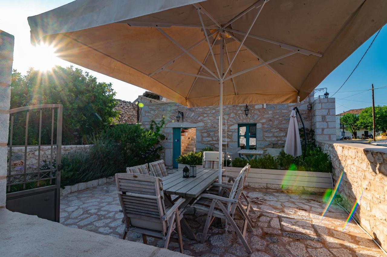 Olea Hotel Pyrgos Dirou Exterior photo