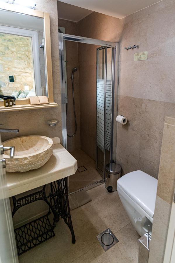 Olea Hotel Pyrgos Dirou Exterior photo