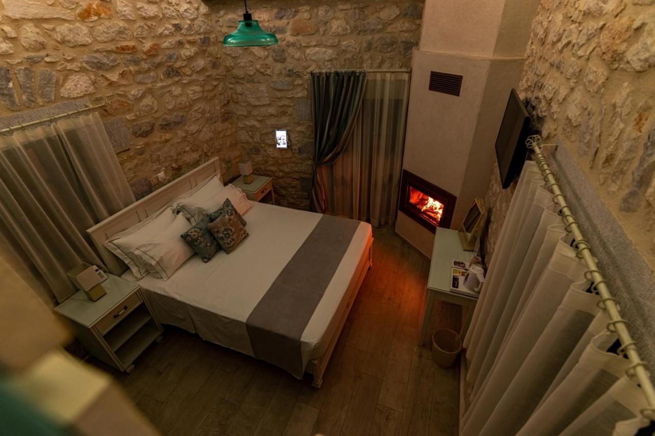 Olea Hotel Pyrgos Dirou Exterior photo