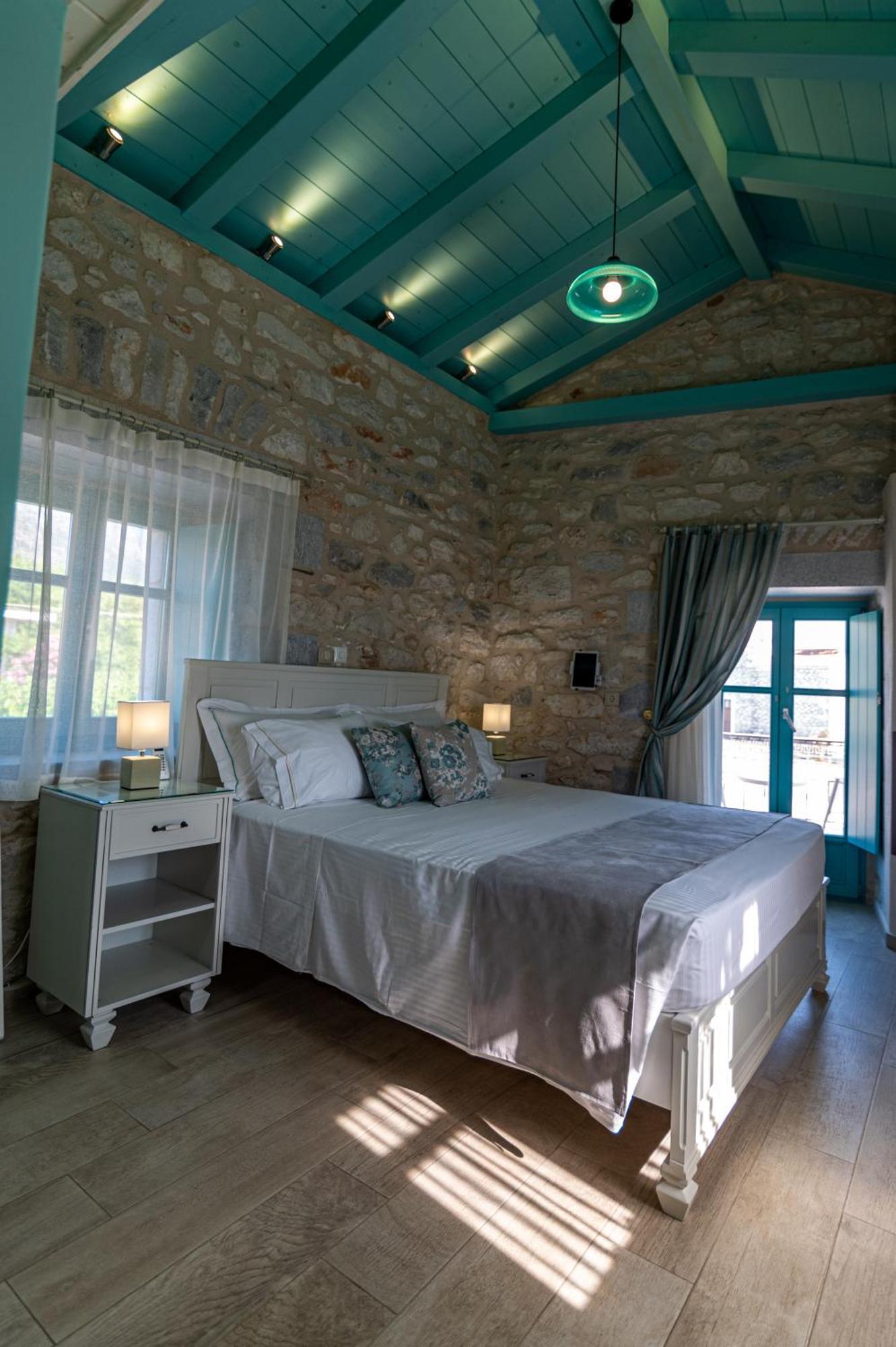 Olea Hotel Pyrgos Dirou Room photo