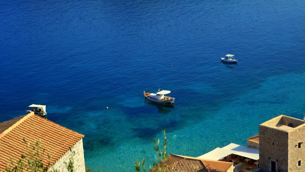 Olea Hotel Pyrgos Dirou Exterior photo