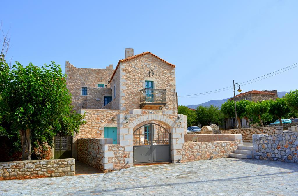 Olea Hotel Pyrgos Dirou Exterior photo